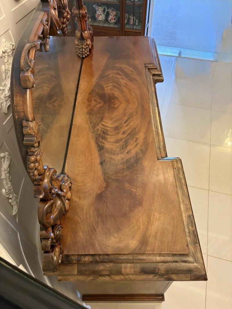 Outstanding Quality Antique Victorian Carved Mahogany Mirror Back Sideboard